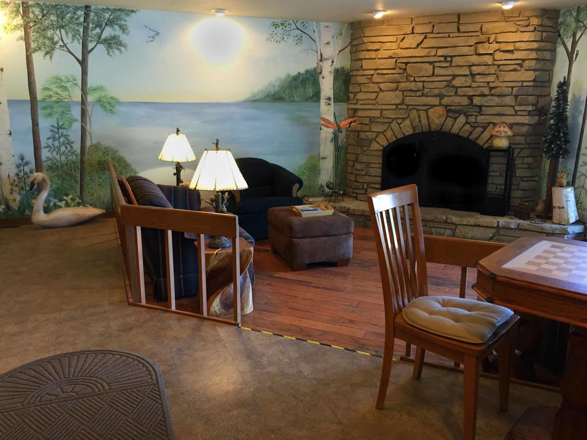 Open Hearth Lodge Sister Bay Exterior foto