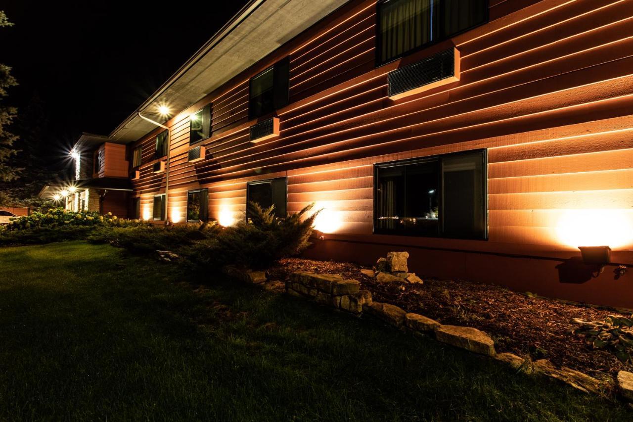 Open Hearth Lodge Sister Bay Exterior foto